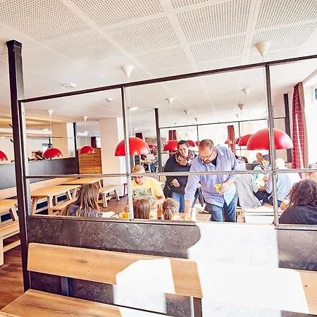 Jugendherberge Winterberg Hostel *